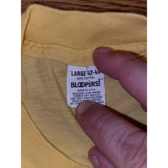 Vtg 80s Bloopers Virginia Beach Virginia Made In USA Shirt Size L - Picture 4 of 4